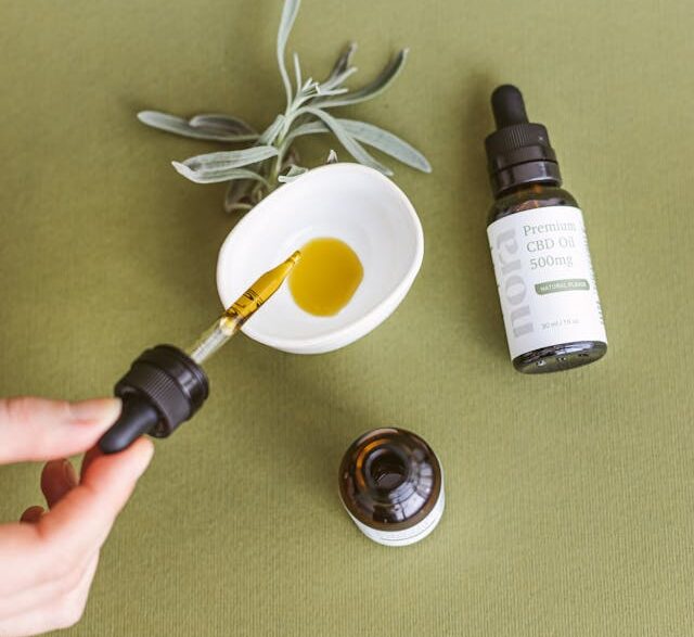 cbd drops and cbd oil dropper bottles side by side comparison