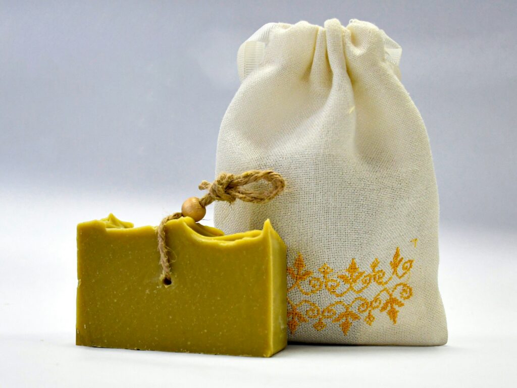 turmeric soap benefits skin health natural anti-inflammatory curcumin skincare